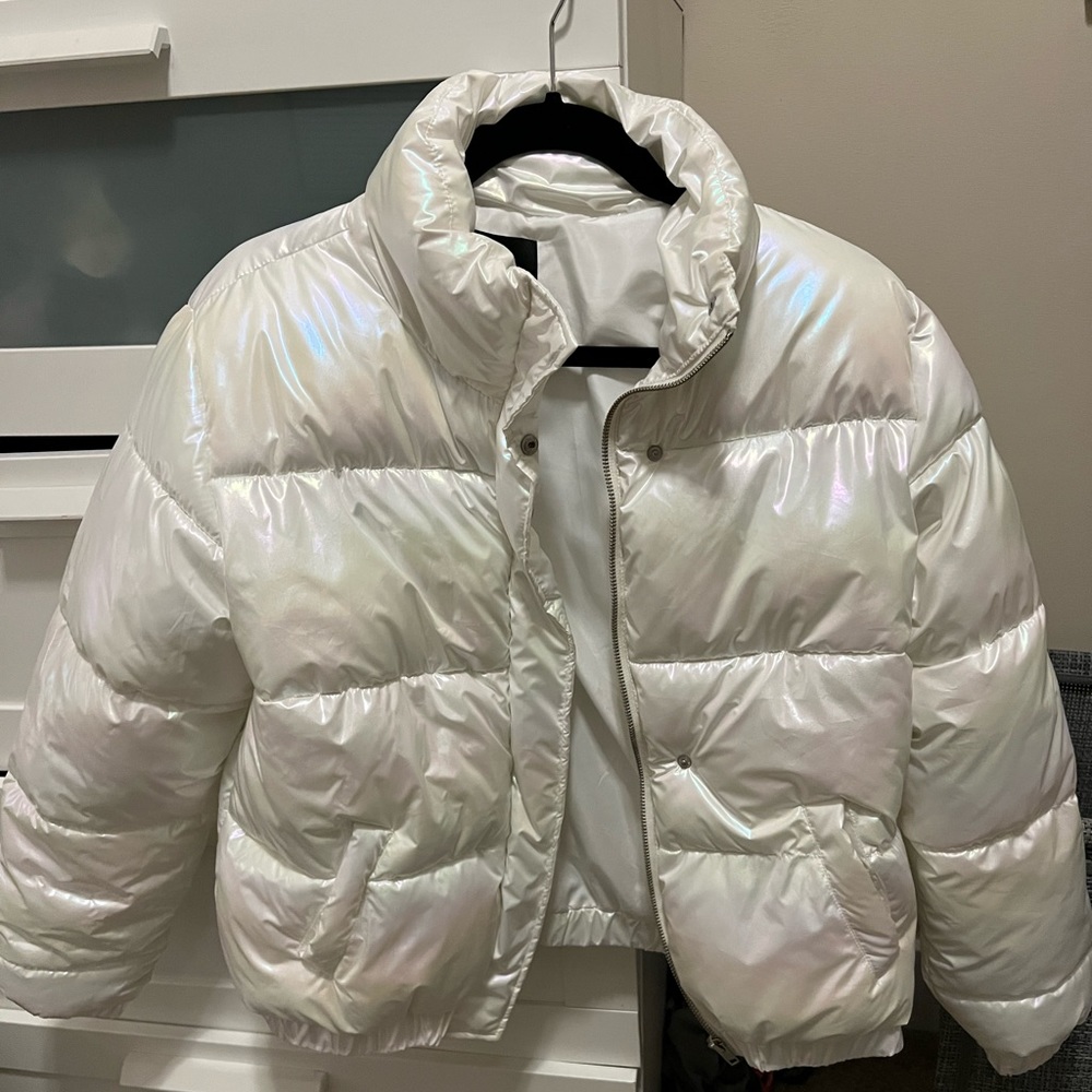 iradescent forever 21 white puffer jacket